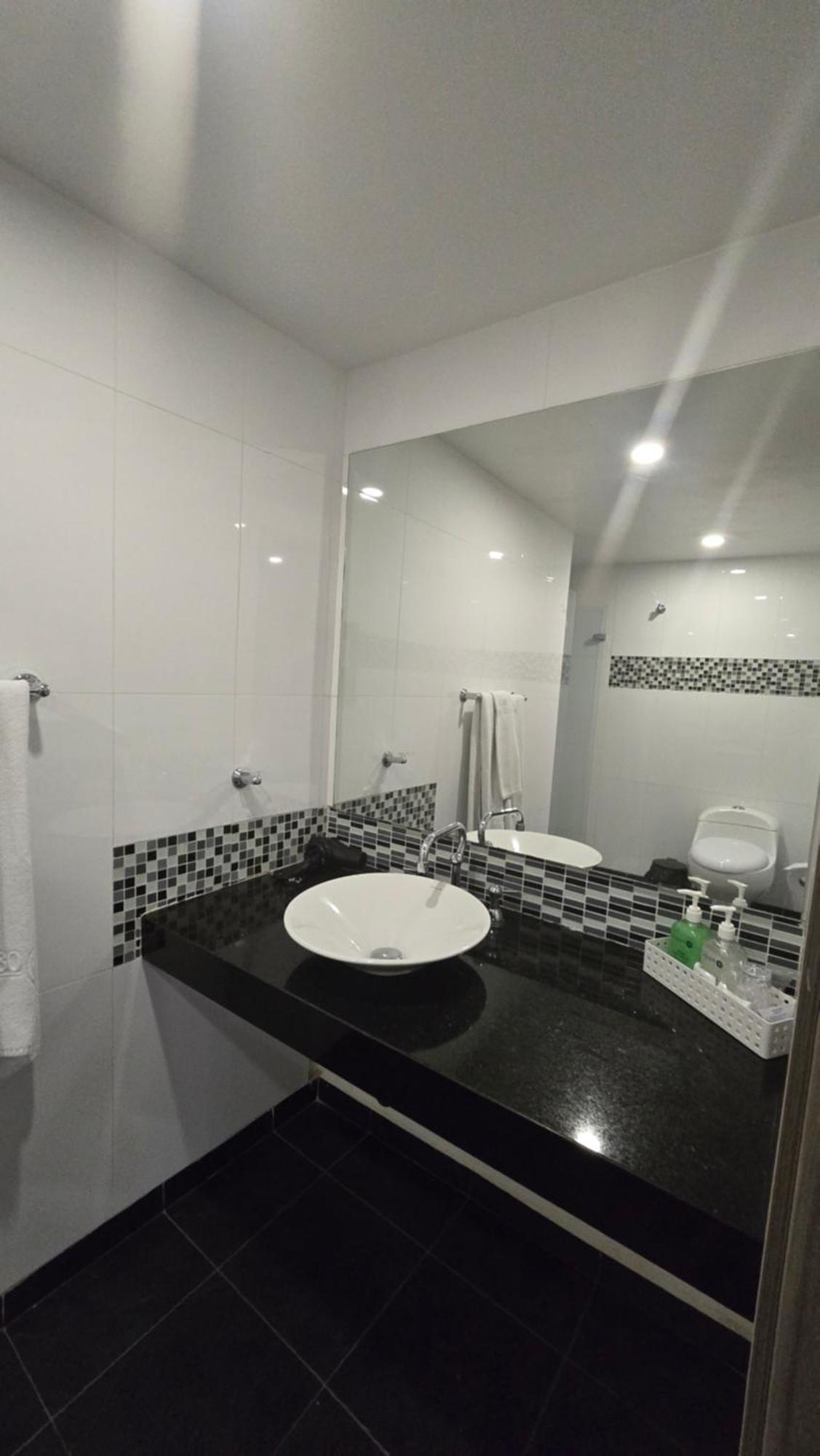 Confort 80 Zona Rosa 3*