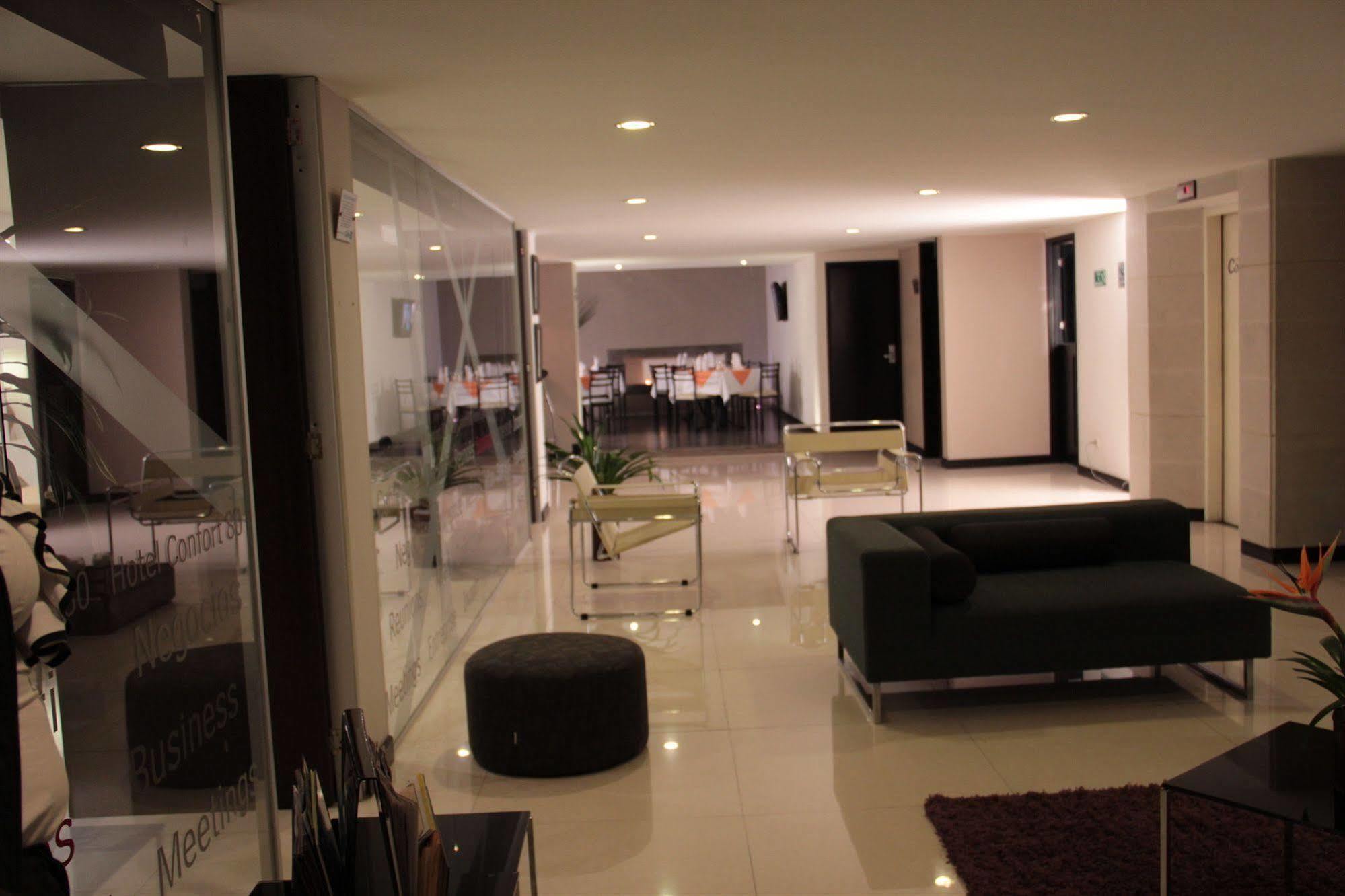 Confort 80 Zona Rosa Hotel 3*